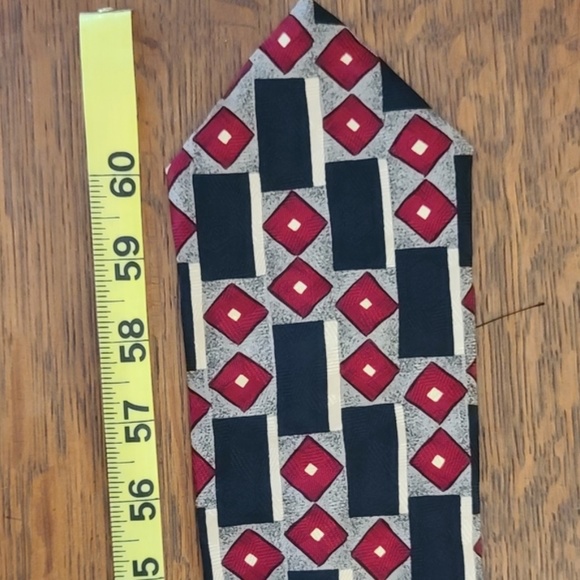 Alexander Lloyd Red Gold Black Tie - Picture 5 of 6